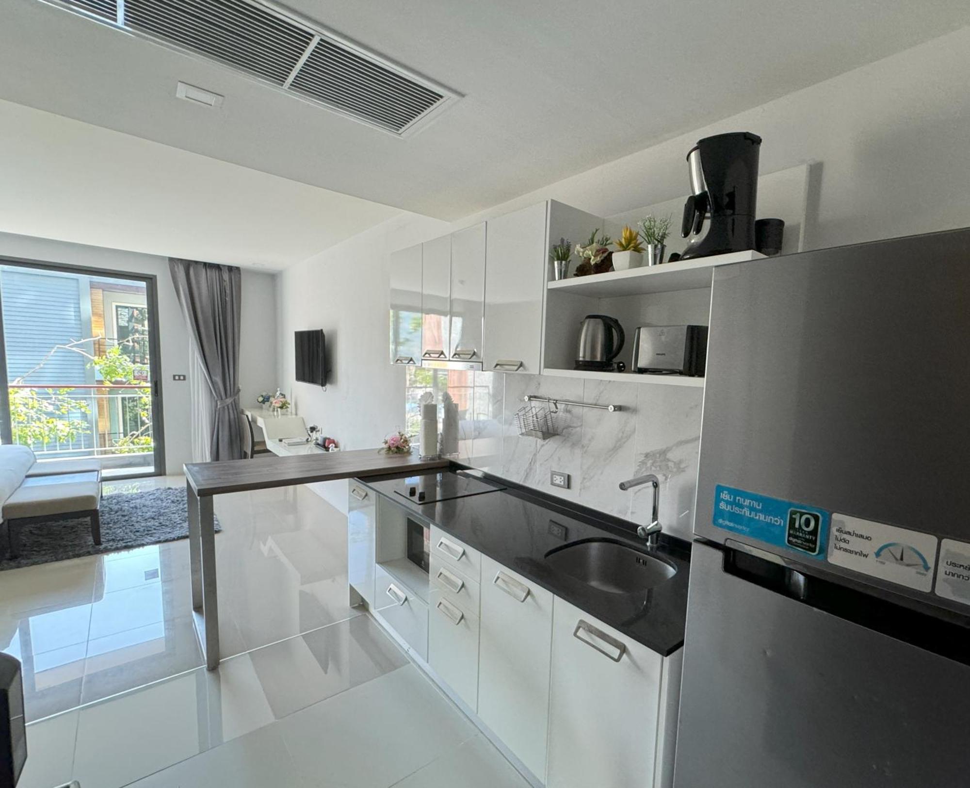 Private Apartment At Emerald Terrace Patong Екстер'єр фото