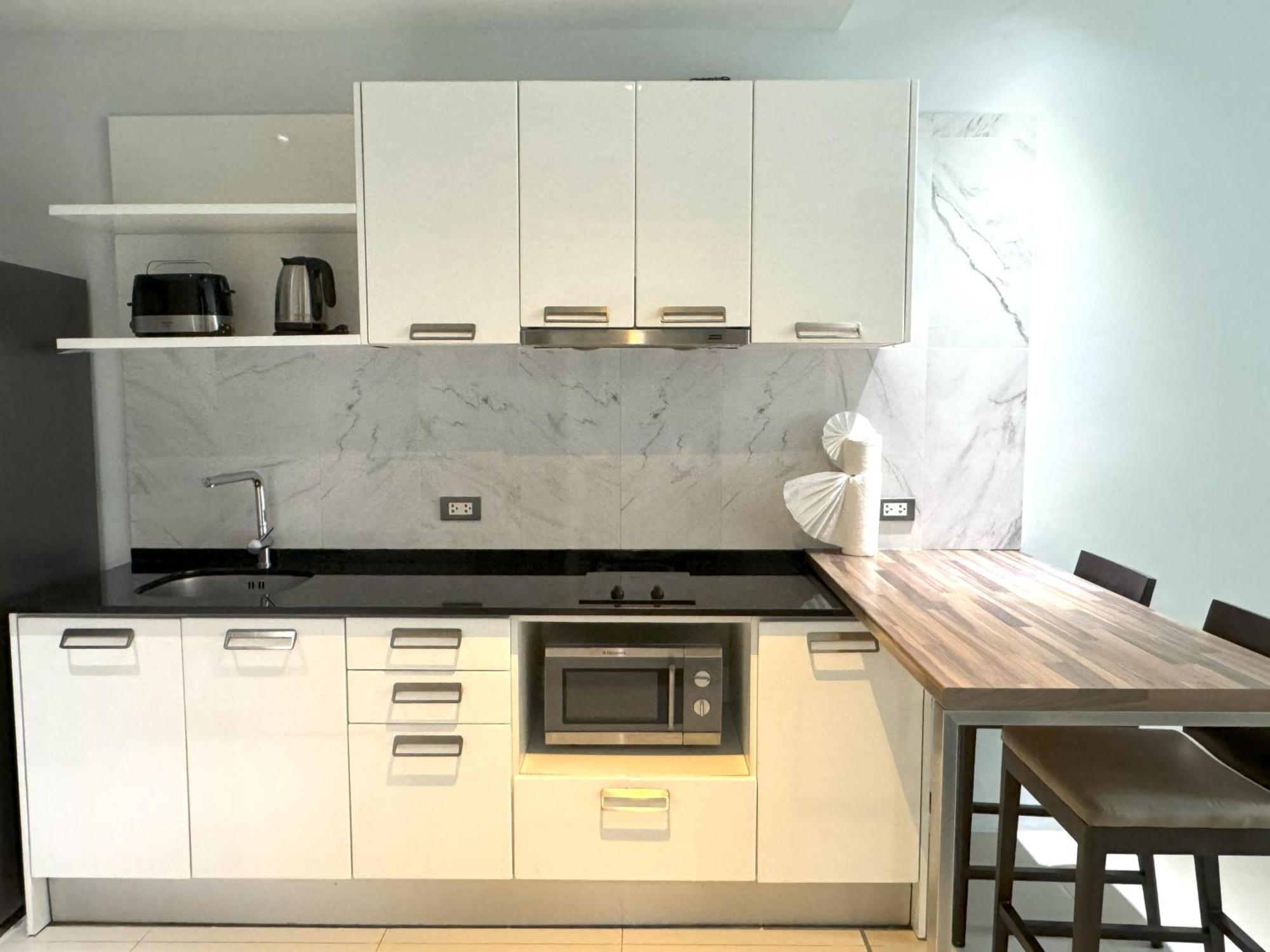 Private Apartment At Emerald Terrace Patong Екстер'єр фото