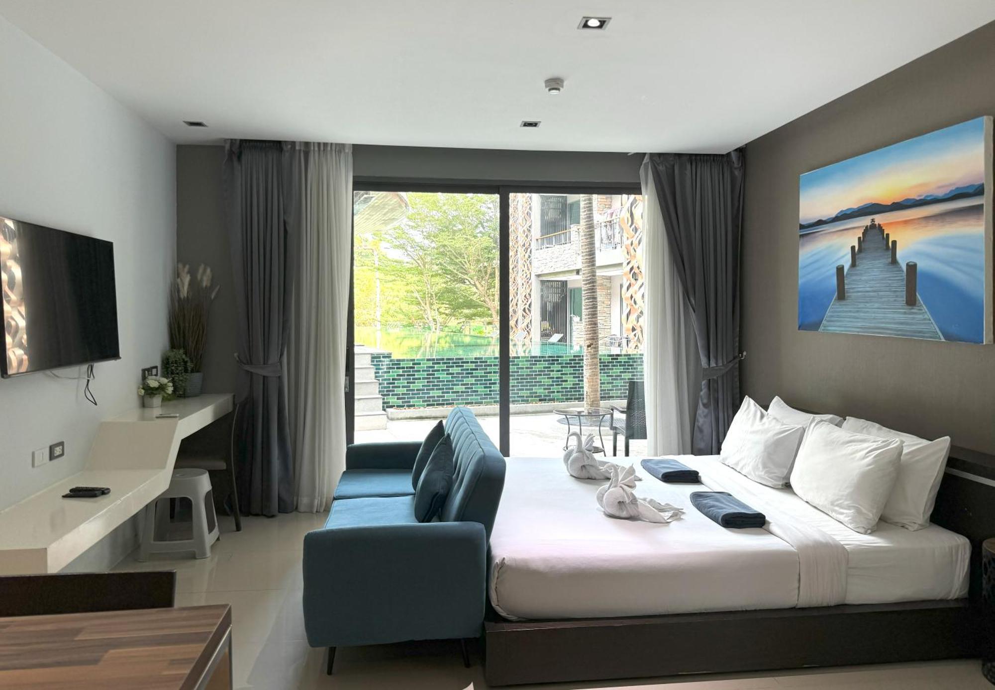 Private Apartment At Emerald Terrace Patong Екстер'єр фото