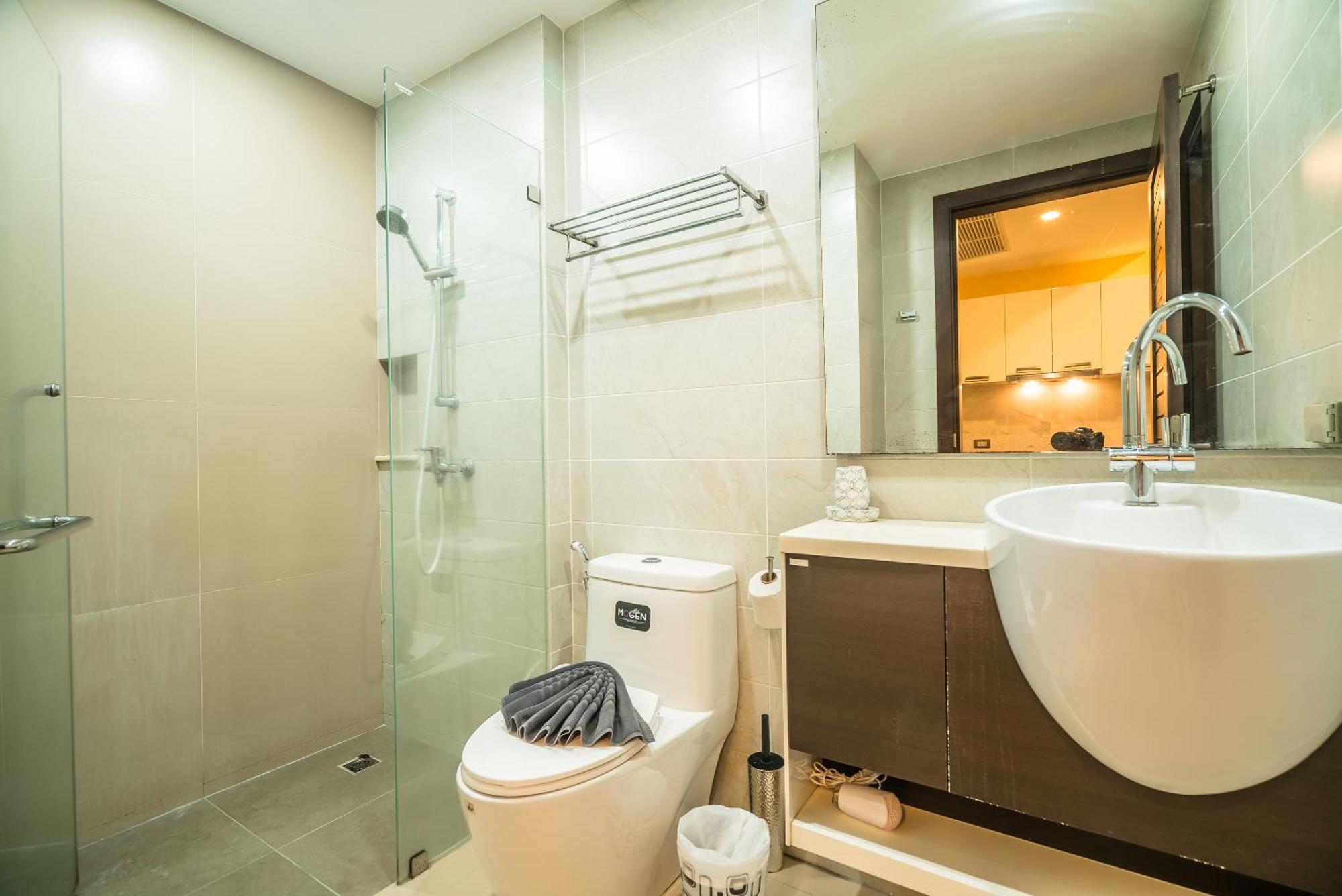 Private Apartment At Emerald Terrace Patong Екстер'єр фото