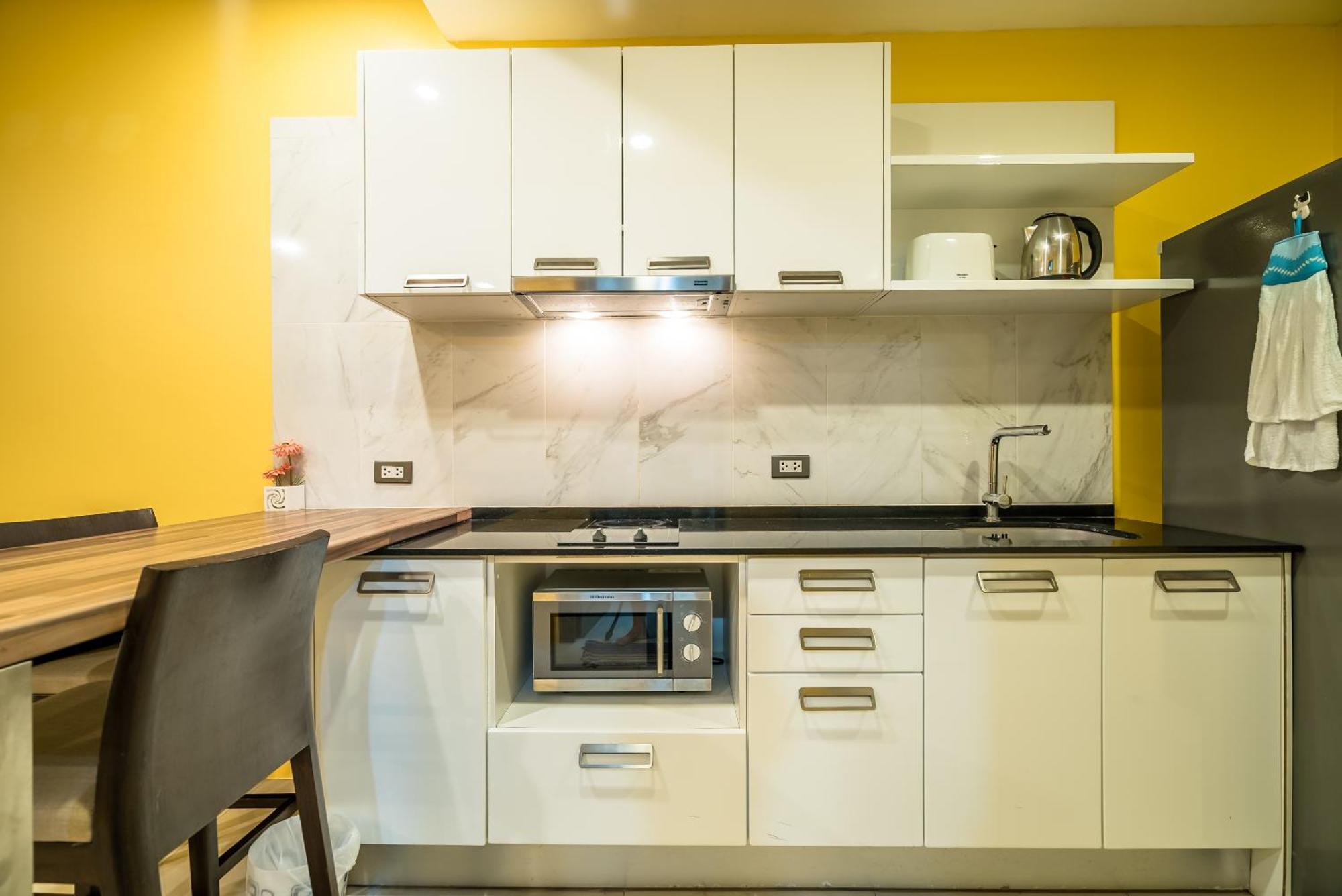 Private Apartment At Emerald Terrace Patong Екстер'єр фото